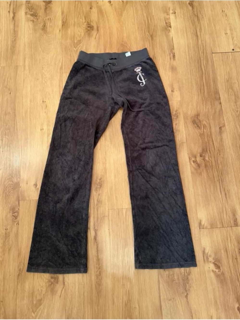 Juicy Couture Velour Hooded Jacket and pants set - Picture 9 of 14